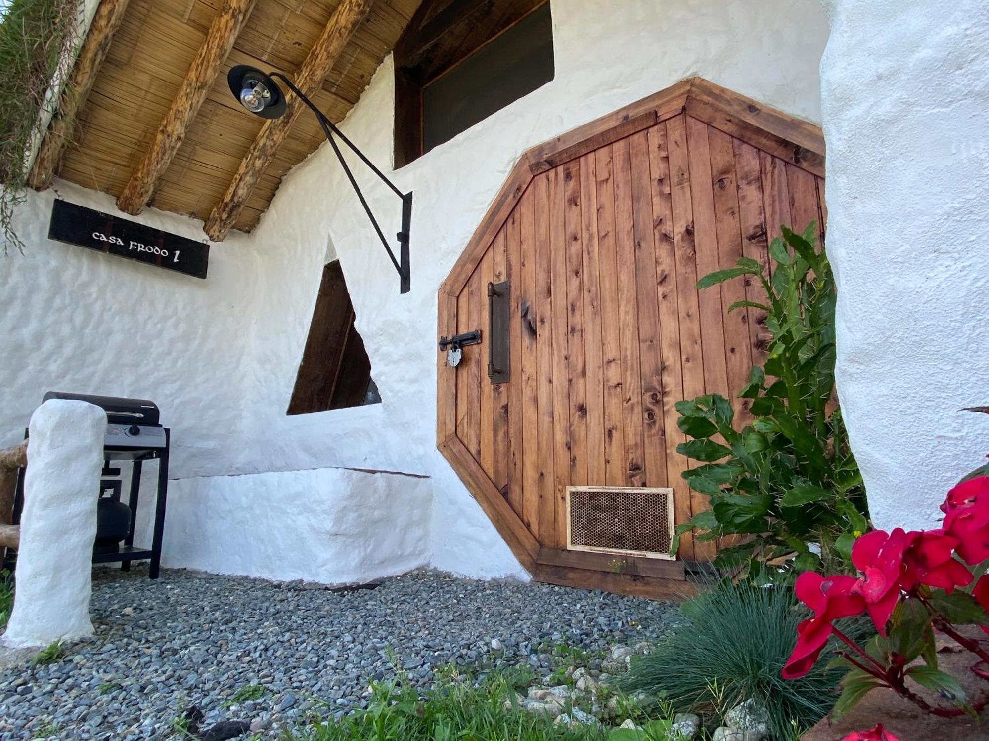 Hobbit Hotel Ecolodge- Guatape Exterior photo