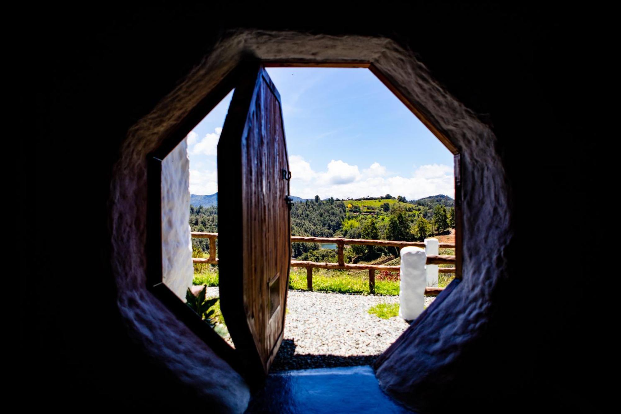 Hobbit Hotel Ecolodge- Guatape Exterior photo